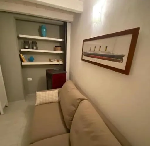 Centro Storico בית נופש ג'ובינאצו